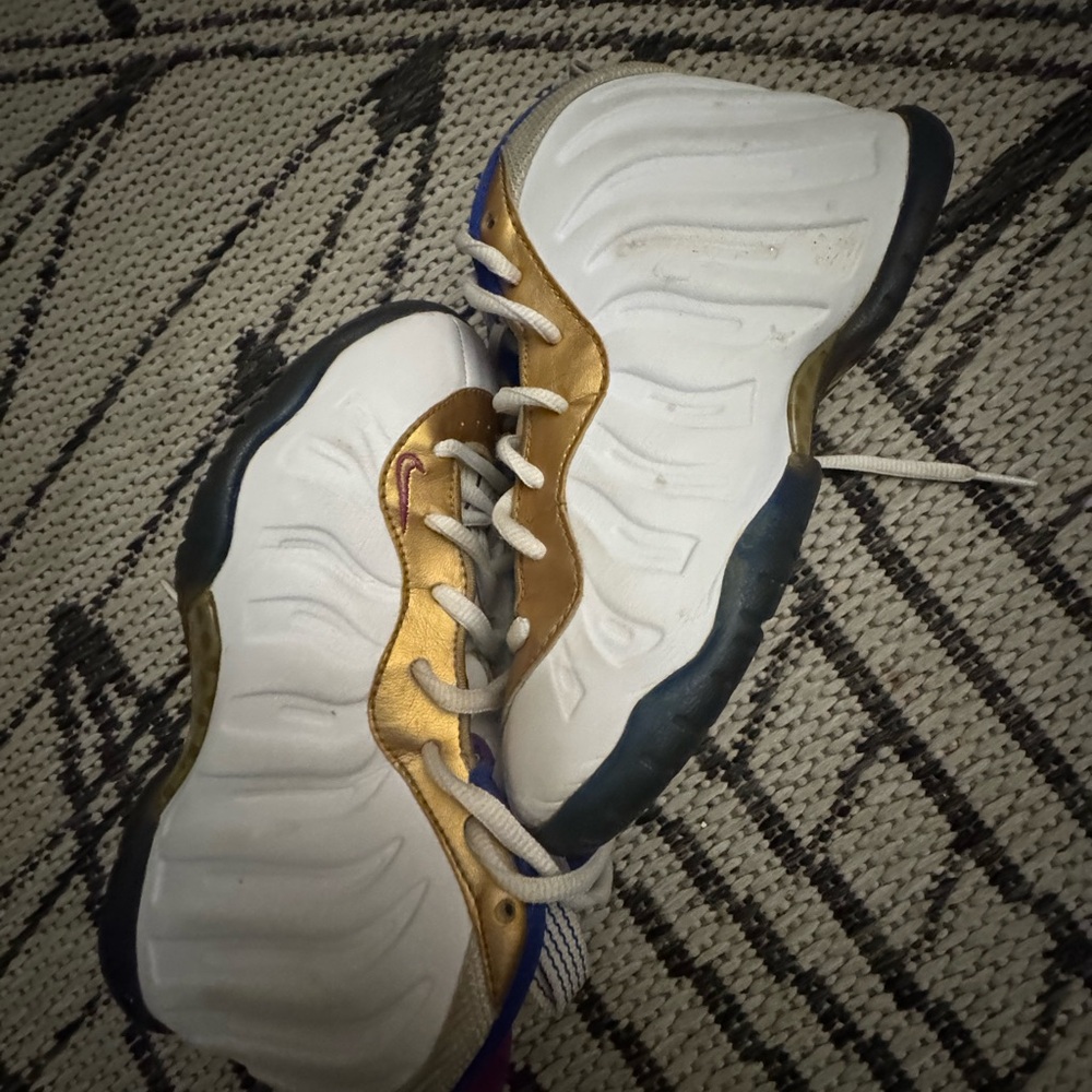 Nike White and Gold Sneakers Foamposite Design - Picture 4 of 5
